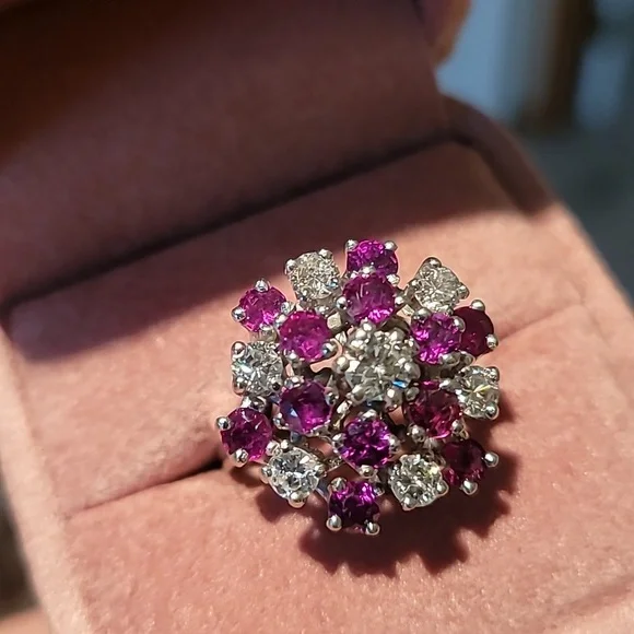 14k vintage ring with diamonds and ruby - Picture 4 of 9